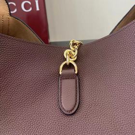 Новая сумка через плечо Gucci Softbit 