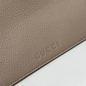 Новая сумка через плечо Gucci Softbit