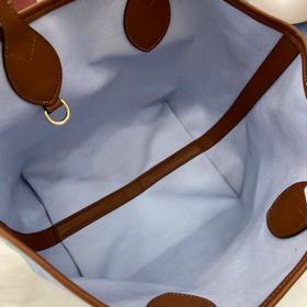Коллекция Gucci Totissima сочетает в с
