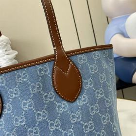 Коллекция Gucci Totissima сочетает в с