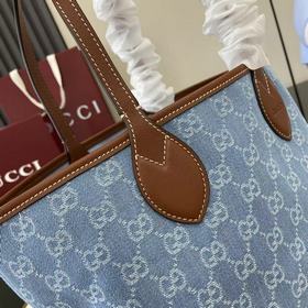 Коллекция Gucci Totissima сочетает в с