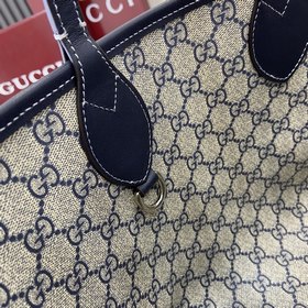 Коллекция Gucci Totissima сочетает в с