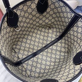 Коллекция Gucci Totissima сочетает в с