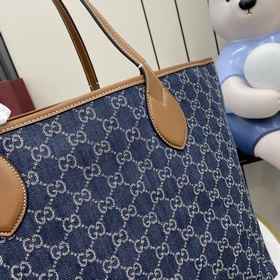 Коллекция Gucci Totissima сочетает в с