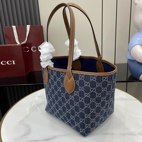 Коллекция Gucci Totissima сочетает в с