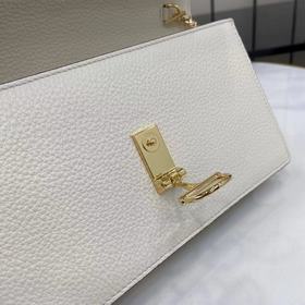 Эта сумка через плечо Gucci Softbit ма