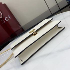 Эта сумка через плечо Gucci Softbit ма