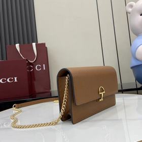 Эта сумка через плечо Gucci Softbit ма