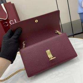Эта сумка через плечо Gucci Softbit ма