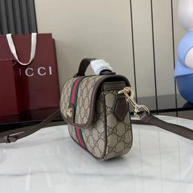 Коллекция Ophidia представляет собой в