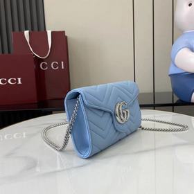Этот кошелек GG Marmont с цепочкой изг