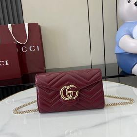 Этот кошелек GG Marmont с цепочкой-рем