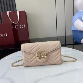 Этот кошелек GG Marmont с цепочкой-рем