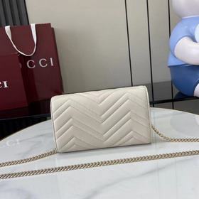 Этот кошелек GG Marmont с цепочкой изг