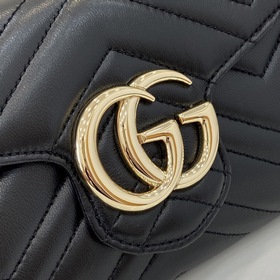 Этот кошелек GG Marmont с цепочкой-рем