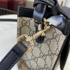 Серия Padlock впечатляюще дебютирует в