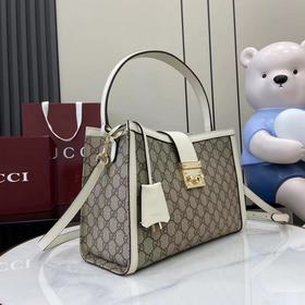 Коллекция Padlock представляет собой л