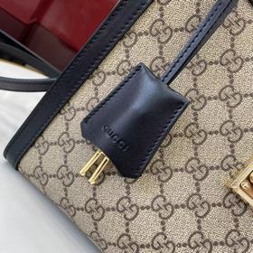 Коллекция Padlock представляет собой л