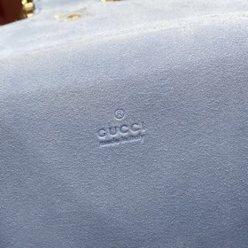 Это изделие изготовлено из светло-голу
