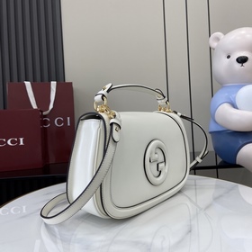 Новые сумкиз коллекции Gucci Blondie у