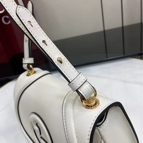 Коллекция Gucci Blondie представлена с