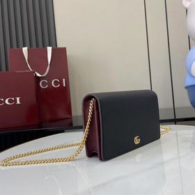 Кошелек GG Marmont с цепочкой отличает