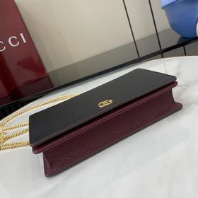 Кошелек GG Marmont с цепочкой отличает