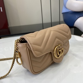 Коллекция GG Marmont. Сумочка Ultra-Mi
