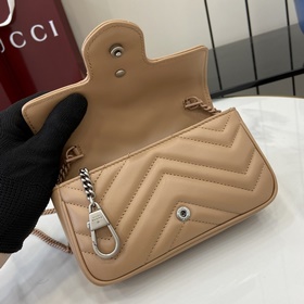 Сумка GG Marmont Ultra Mini. Эта ультр