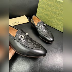 Gucci Premium Reseller IT Коллекция об