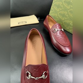 Gucci Premium Reseller IT Коллекция об