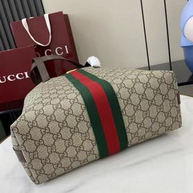 Коллекция Ophidia мастерски сочетает в