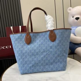 Коллекция Gucci Totissima сочетает в с