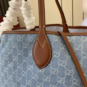 Коллекция Gucci Totissima сочетает в с