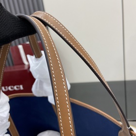 Коллекция Gucci Totissima сочетает в с