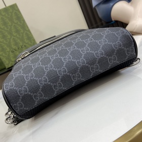 Сумка GG Supreme Mini Crossbody. Холст