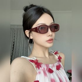 Б/у GUCCI  MOD： GG2432 S Обертываю