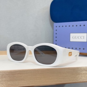 Б/у GUCCI  MOD： GG2432 S Обертываю