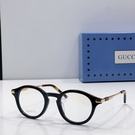 GUCCI МОДЕЛЬ： GG1890SA РАЗМЕР： 47 
