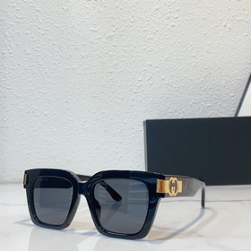 Gucci Модель： GG1689 Размер： 53-20