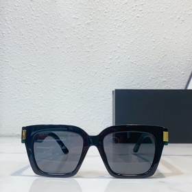 Gucci Модель： GG1689 Размер： 53-20
