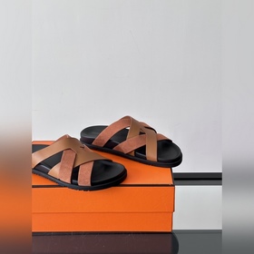 Новые сандалии Hermès Kazimir для мужч