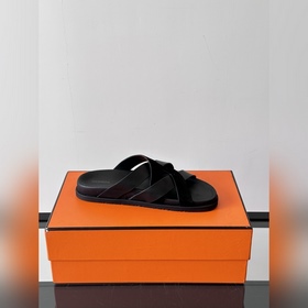 Новые сандалии Hermès Kazimir для мужч