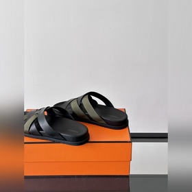 Новые сандалии Hermès Kazimir для мужч