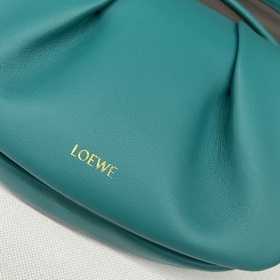 LOEWE Новая сумка Paseo из блестящей к