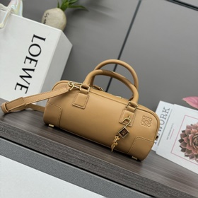 LOEWE Новая мини-сумка Amazona 23 с ук