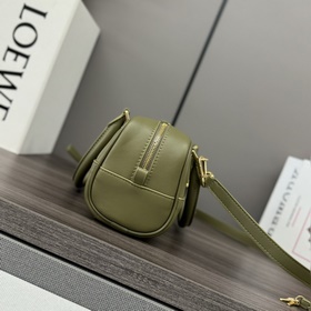 LOEWE Новая мини-сумка Amazona 23 с ук