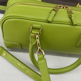 LOEWE Новая мини-сумка Amazona 23 с ук