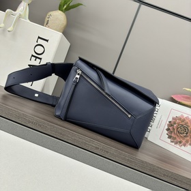 LOEWE New Edition New Style Small Clas