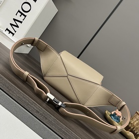 LOEWE New Classic Puzzle Waist Bag